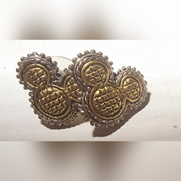 Rare find! Textured gold and silver Mickey Mouse head pierced earrings - Picture 5 of 6